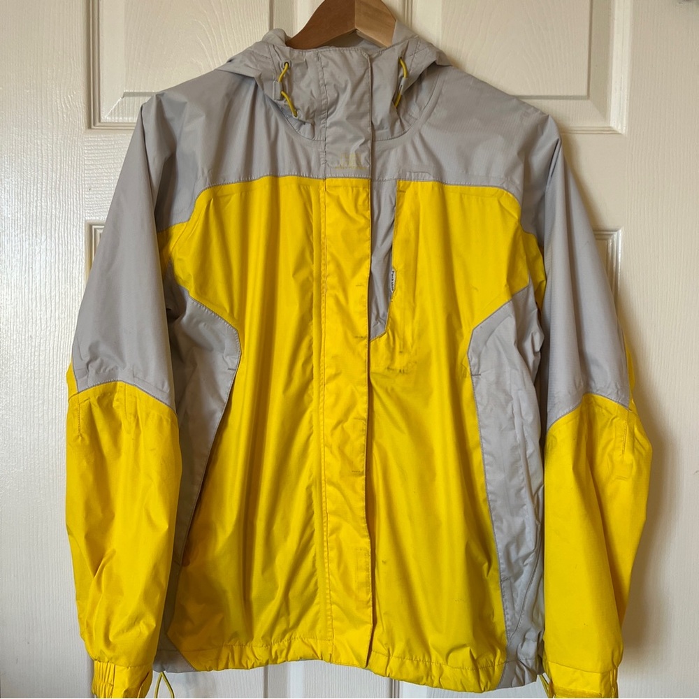 Helly Hansen Women's Waterproof Windproof Rain Jacket Yellow And Gray Med